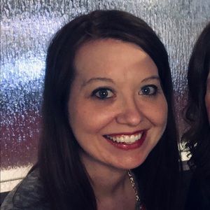 Meet your Posher, Alison